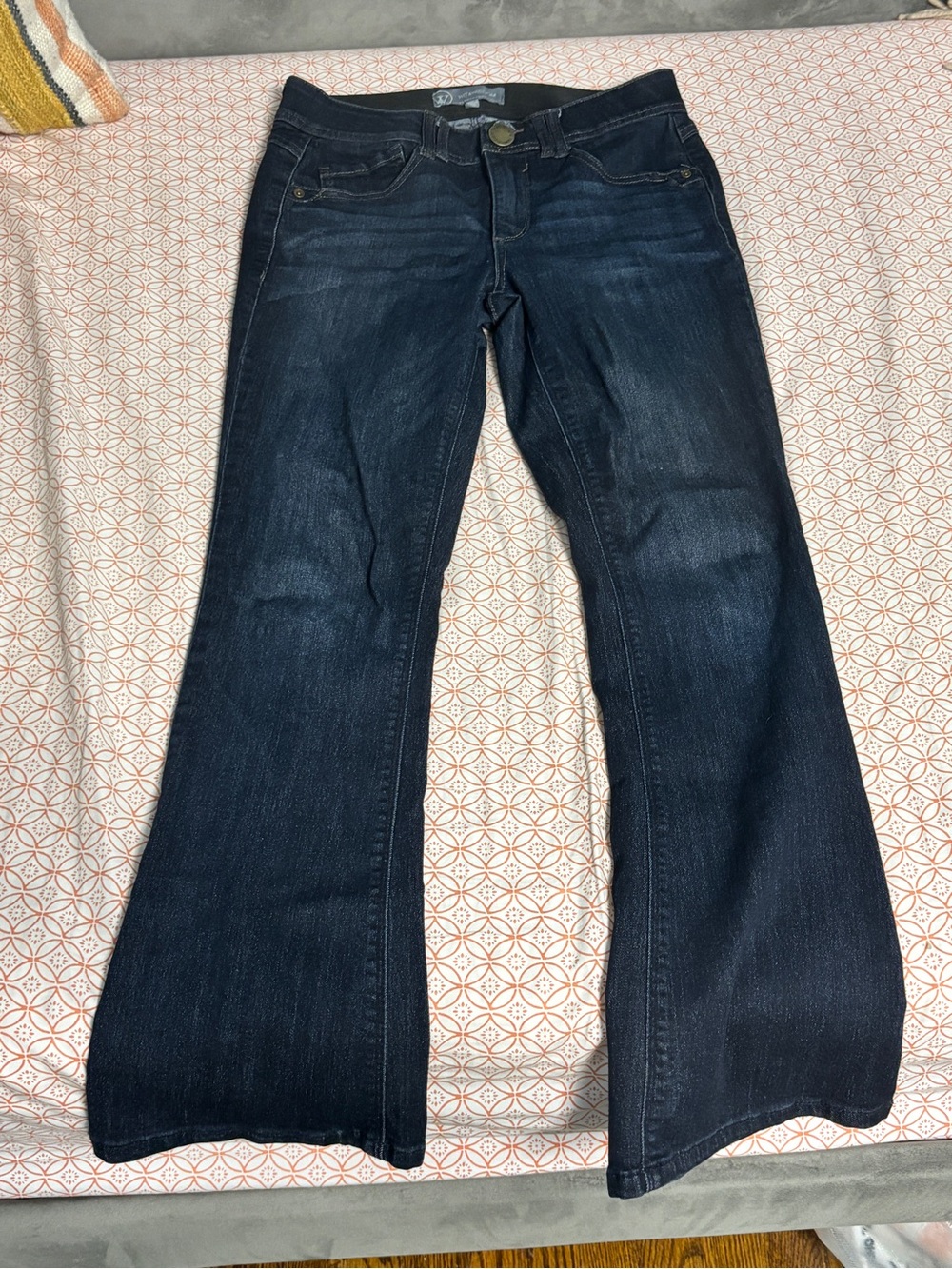 Wit & Wisdom Ab’Solution Itty Bitty Bootcut Jeans
Nordstrom Exclusive • 4 Petite